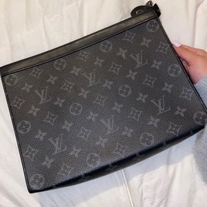 Louis Vuitton monogram pochette voyage MM.